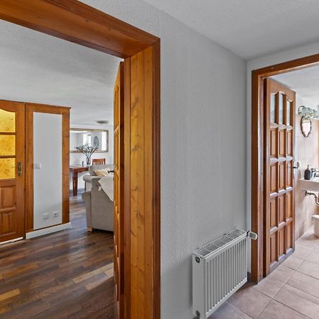 Sabina Monteurwohnung I 75 Zoll Tv I Kueche I Bad I Backofen I Trebbin Bagian luar foto